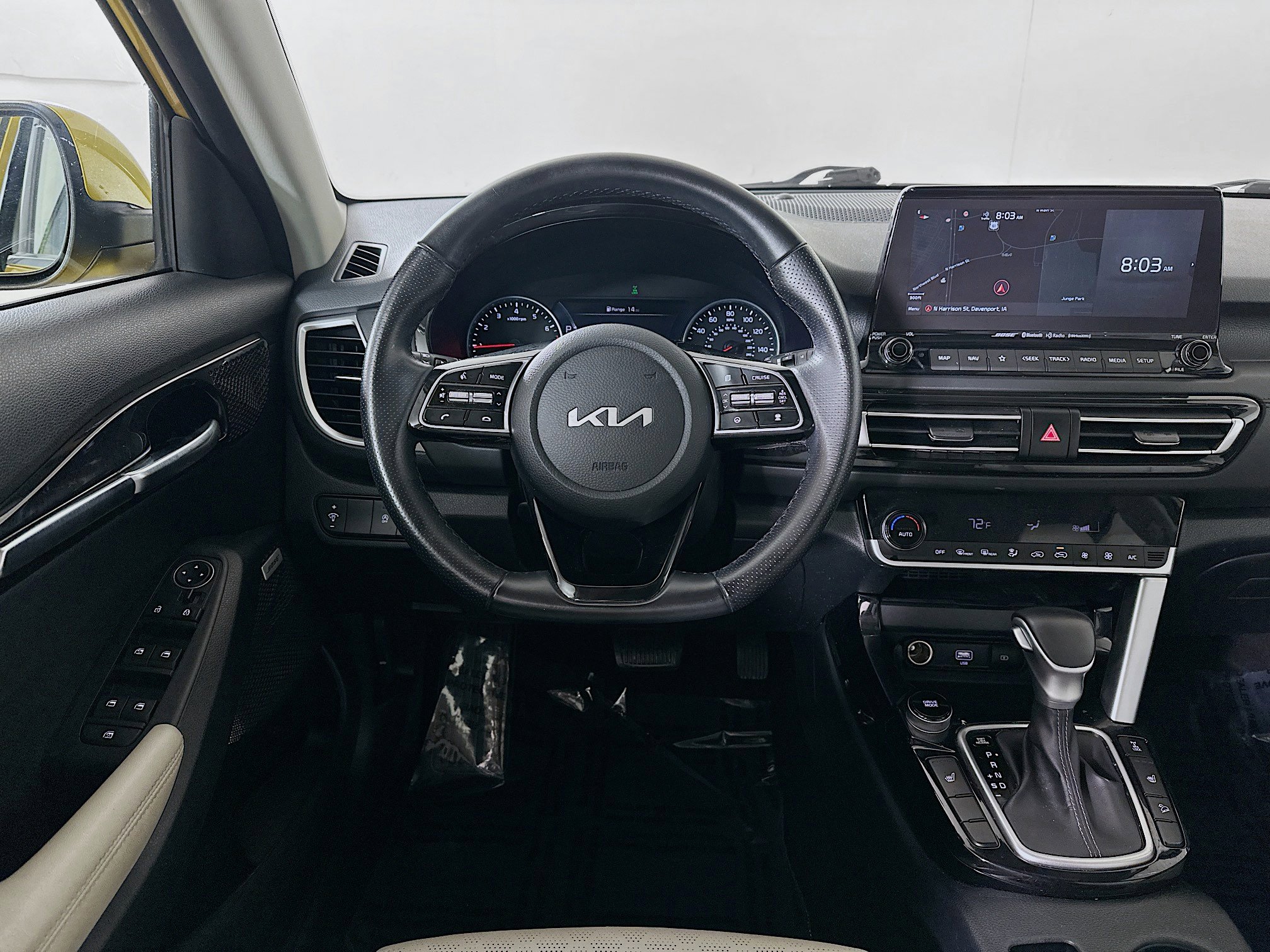 Certified 2022 Kia Seltos SX w/ Sunroof Package AWD/4WD image 23