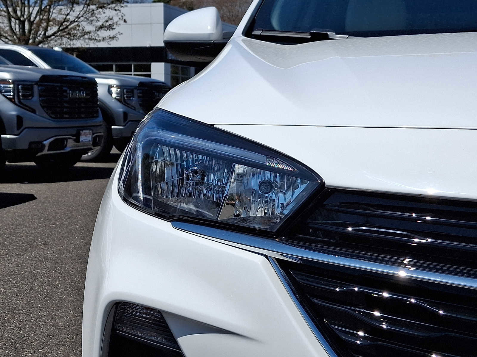 Certified 2023 Buick Encore GX Select AWD/4WD image 10