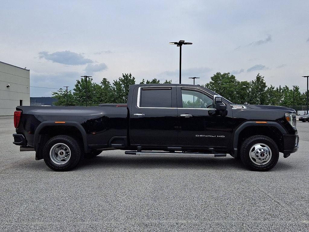 Used 2021 GMC Sierra 3500 Denali w/ Denali Ultimate Package AWD/4WD image 10