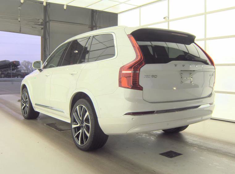 Certified 2024 Volvo XC90 B5 Plus w/ Protection Package Premier AWD/4WD image 3