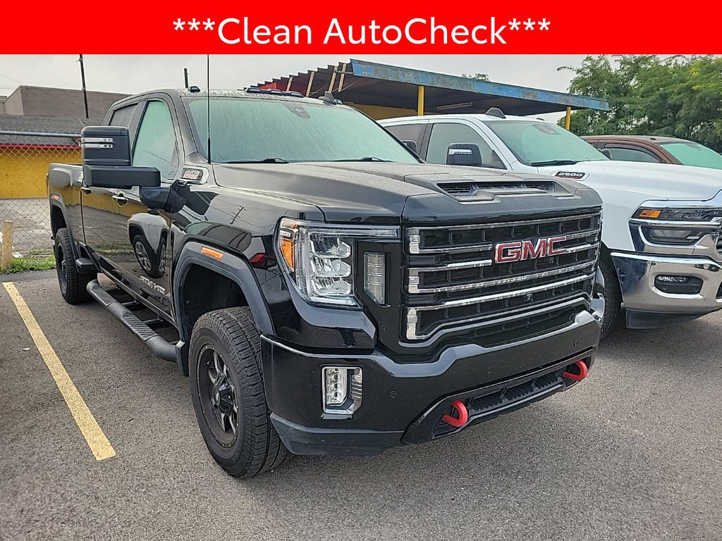 Used 2020 GMC Sierra 2500 AT4 w/ Technology Package AWD/4WD image 3