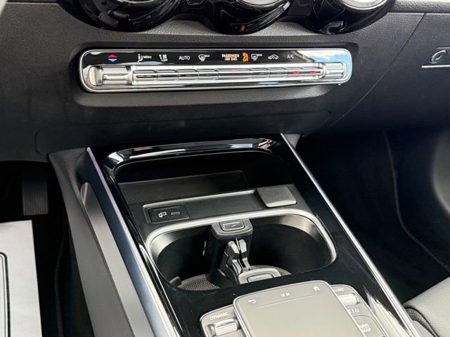 Used 2023 Mercedes-Benz GLB 250 image 24