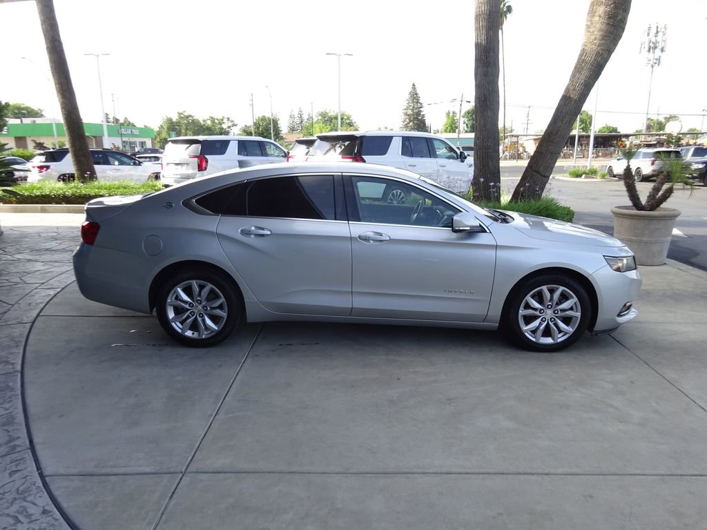 Used 2018 Chevrolet Impala LT w/ LT Entertainment Package FWD image 9
