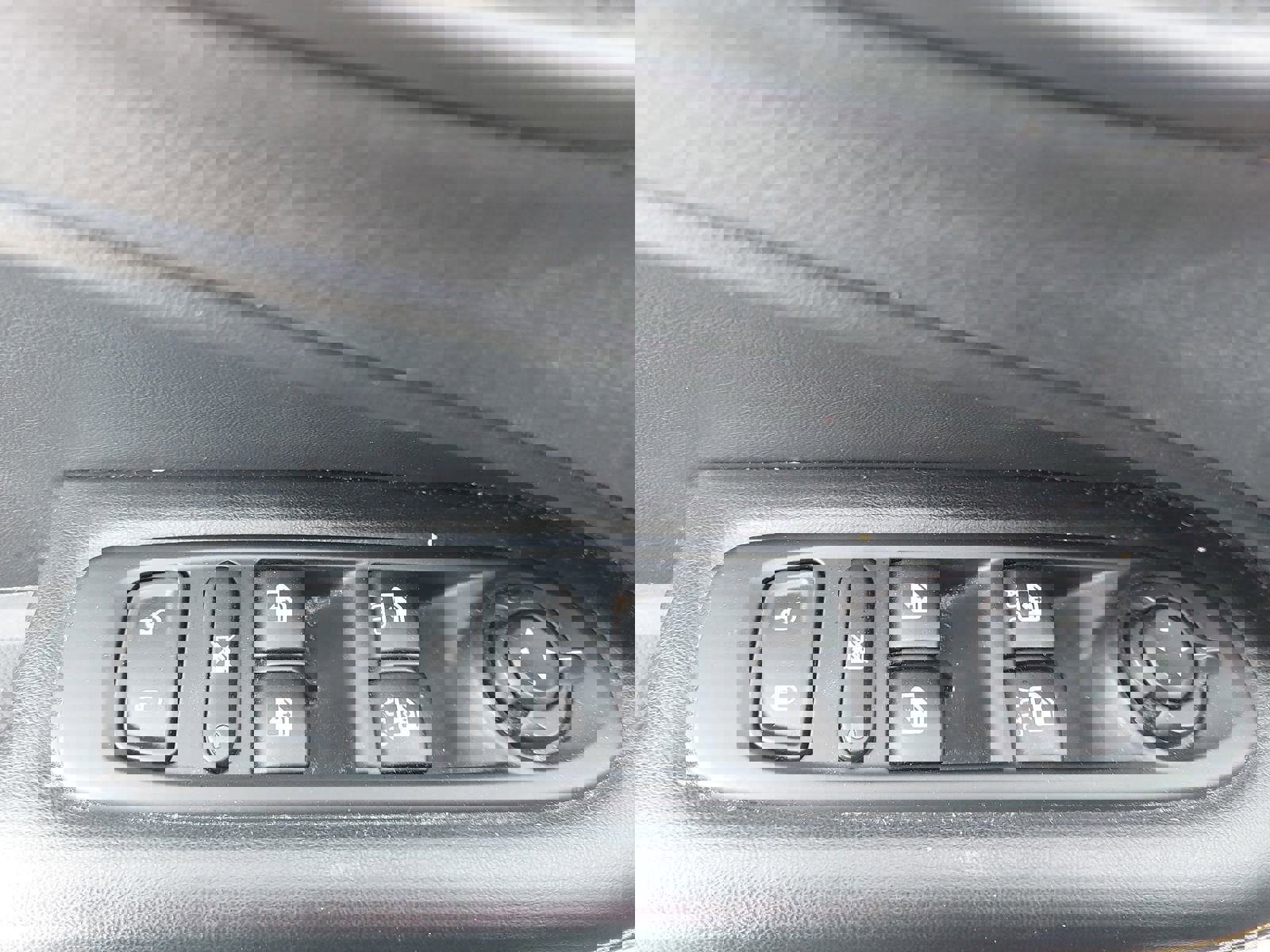 Used 2017 Jeep Compass Latitude w/ Popular Equipment Group image 26