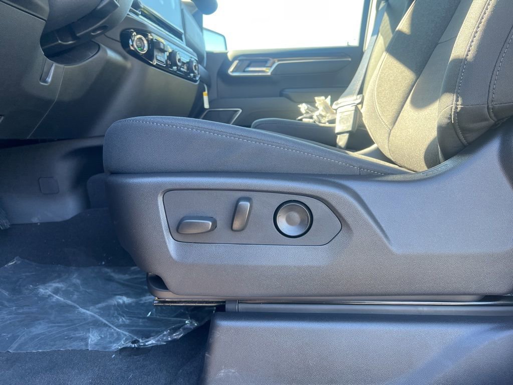 New 2026 Chevrolet Silverado 1500 LT image 9