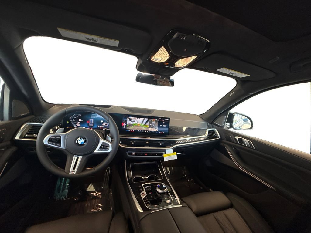 New 2026 BMW X7 M60i image 19