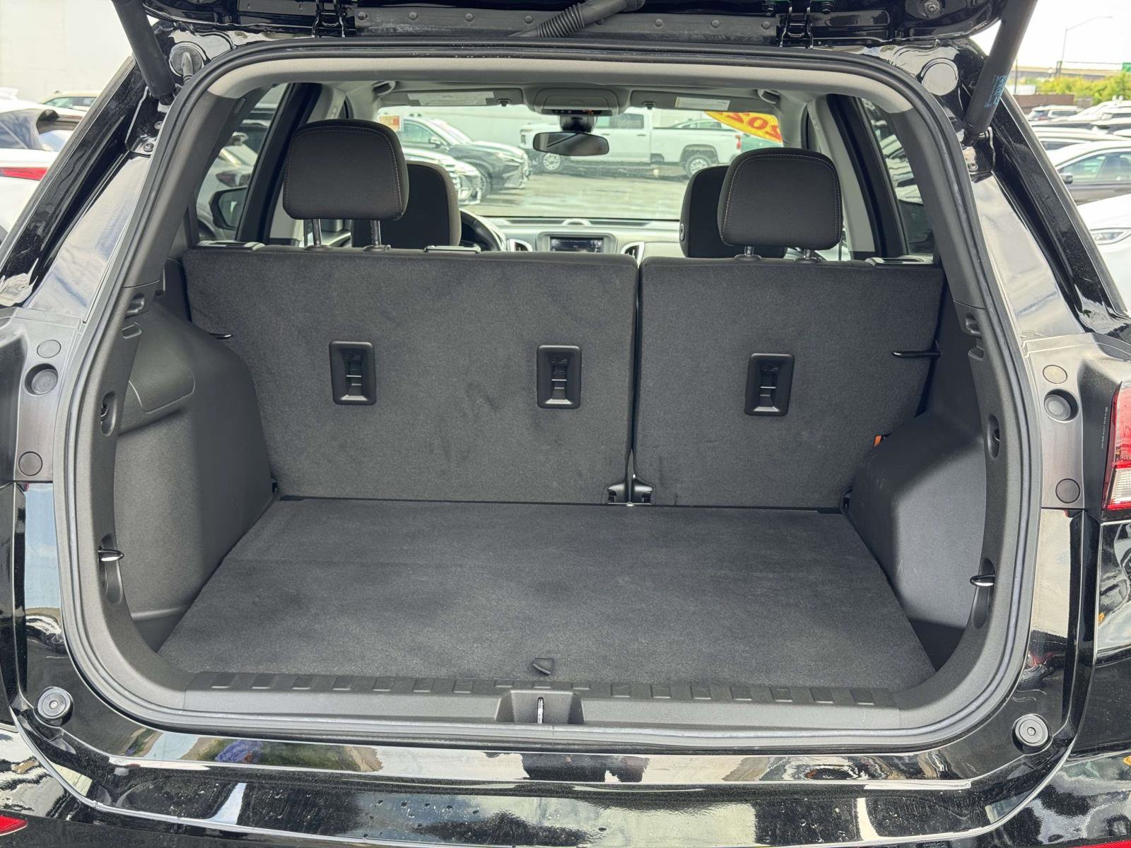 Used 2022 Chevrolet Equinox LT AWD/4WD image 17