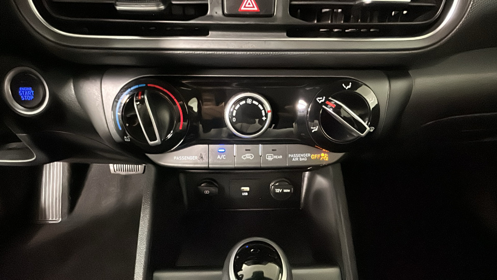 Certified 2023 Hyundai Kona SEL FWD image 29