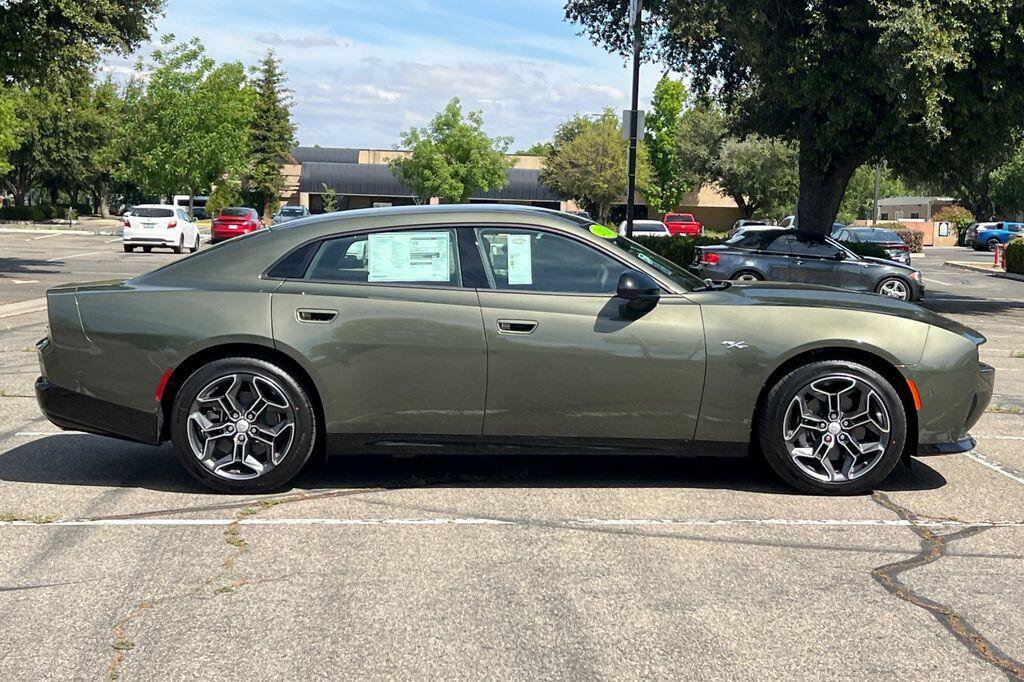 New 2026 Dodge Charger R/T AWD/4WD image 3