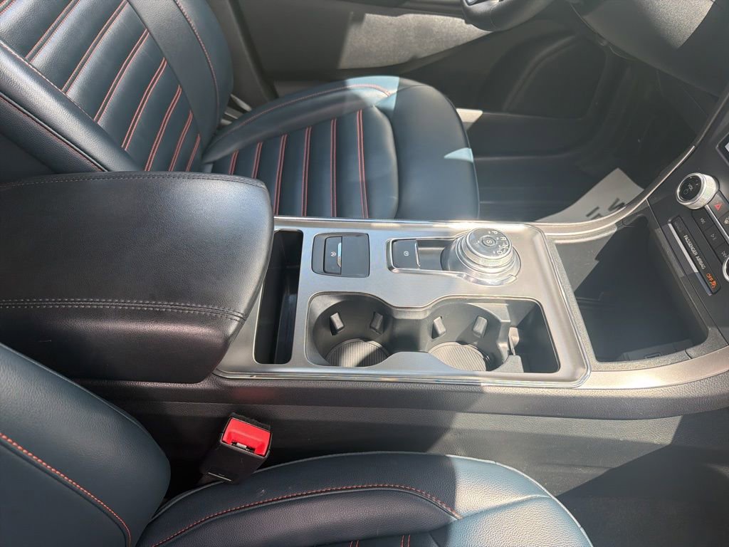 Used 2022 Ford Edge SEL w/ Sport Appearance Package AWD/4WD image 36