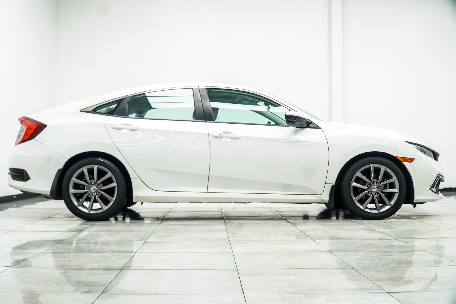 Used 2021 Honda Civic EX image 8