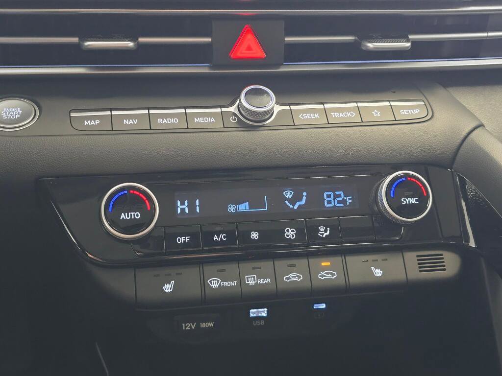 New 2026 Hyundai Elantra Limited image 30