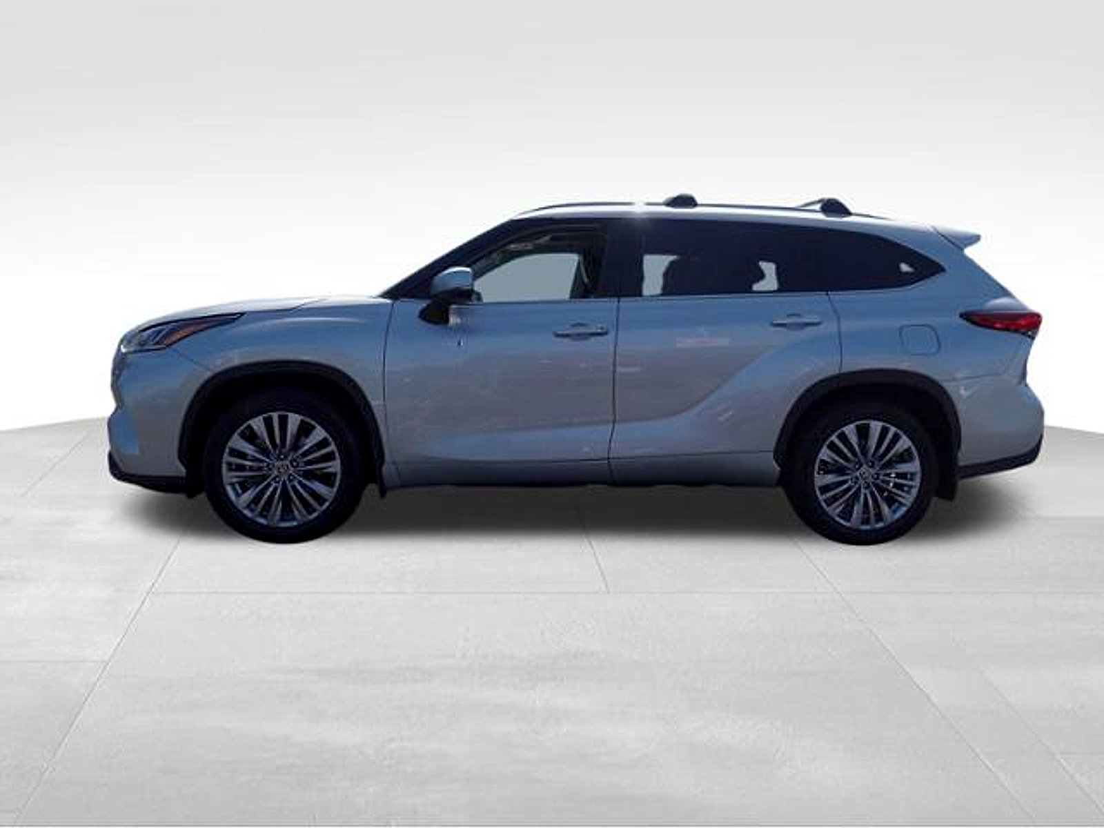 Certified 2021 Toyota Highlander Platinum FWD image 7