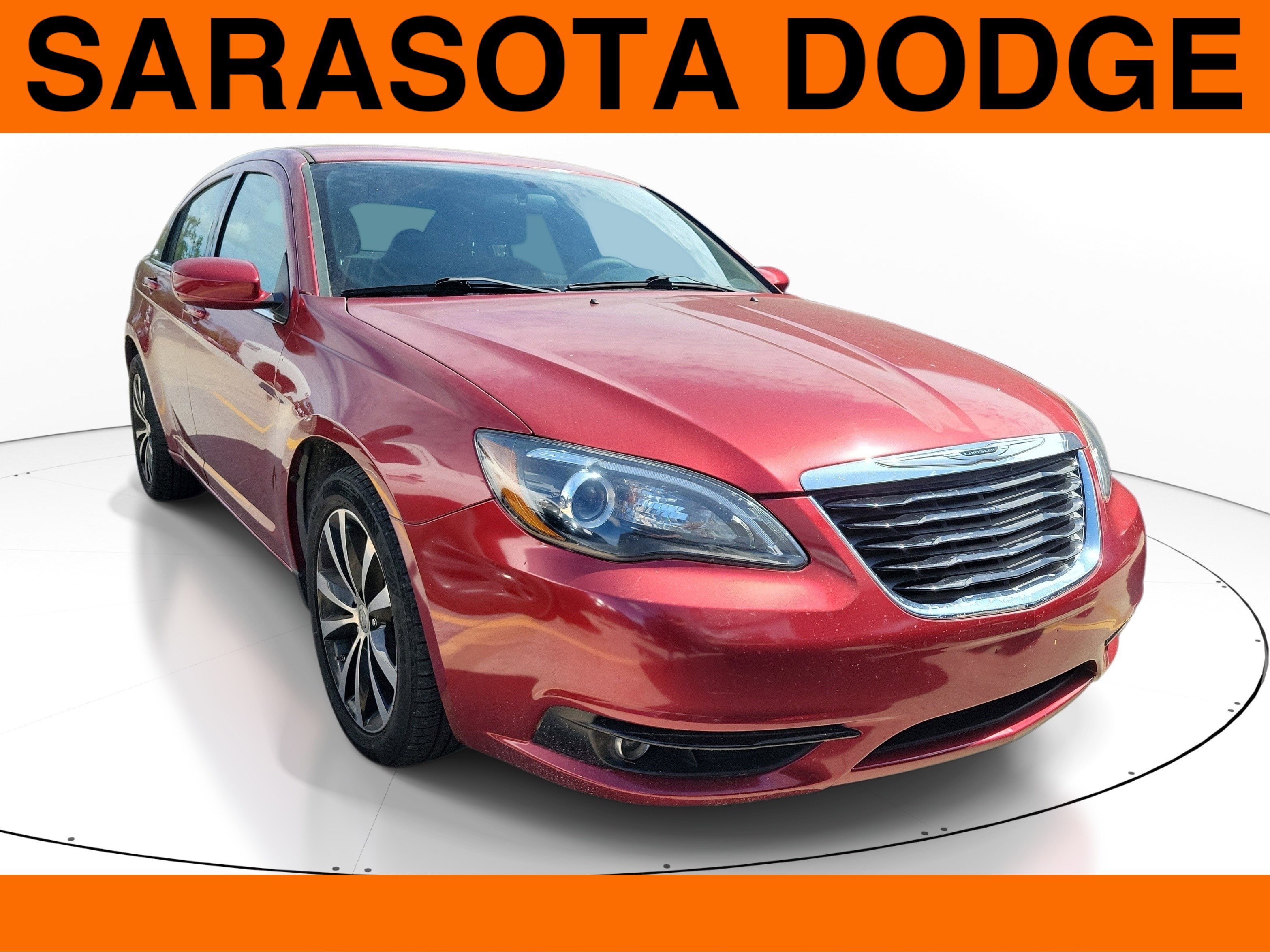 Used 2013 Chrysler 200 Touring w/ S Exterior Appearance Pkg FWD image 1