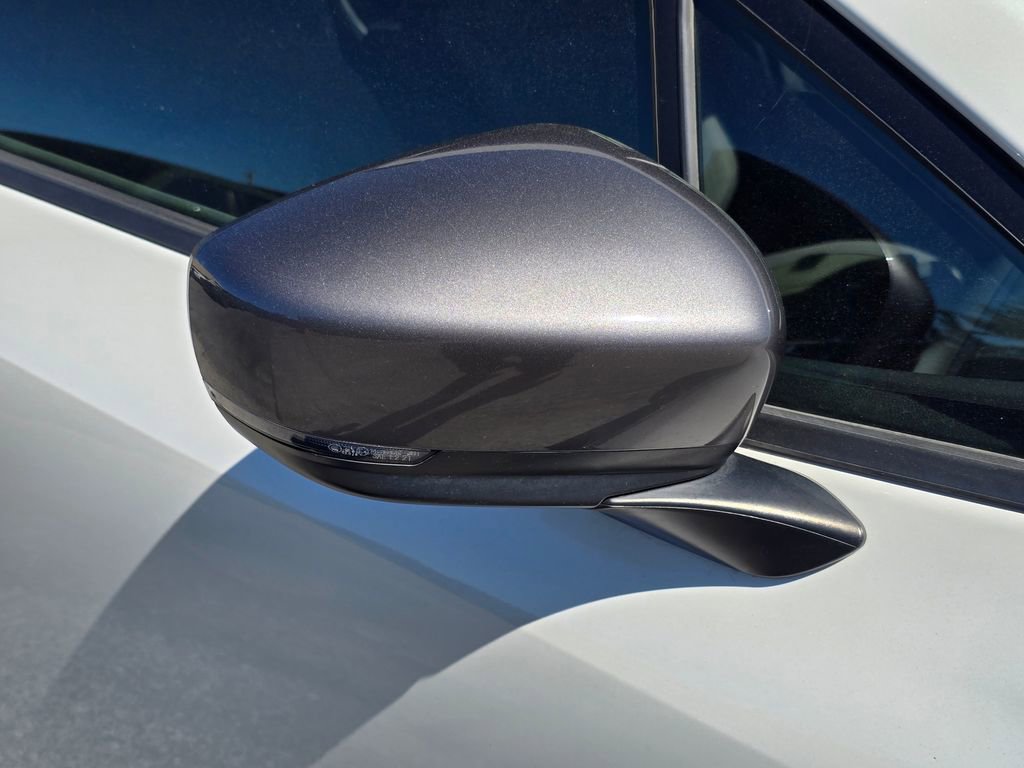 Used 2024 Subaru Crosstrek 2.0i Premium image 25