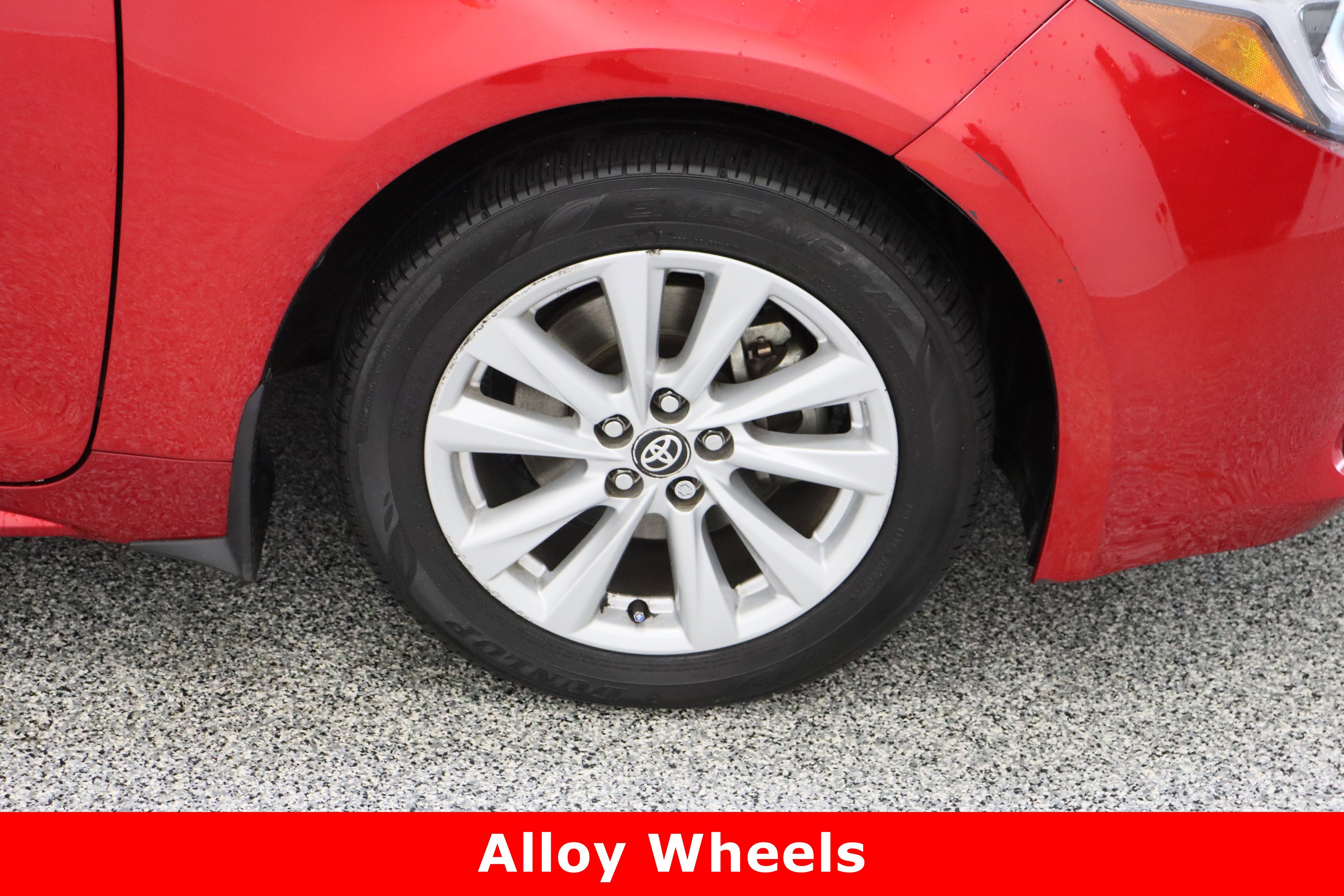 Used 2025 Toyota Corolla SE image 5