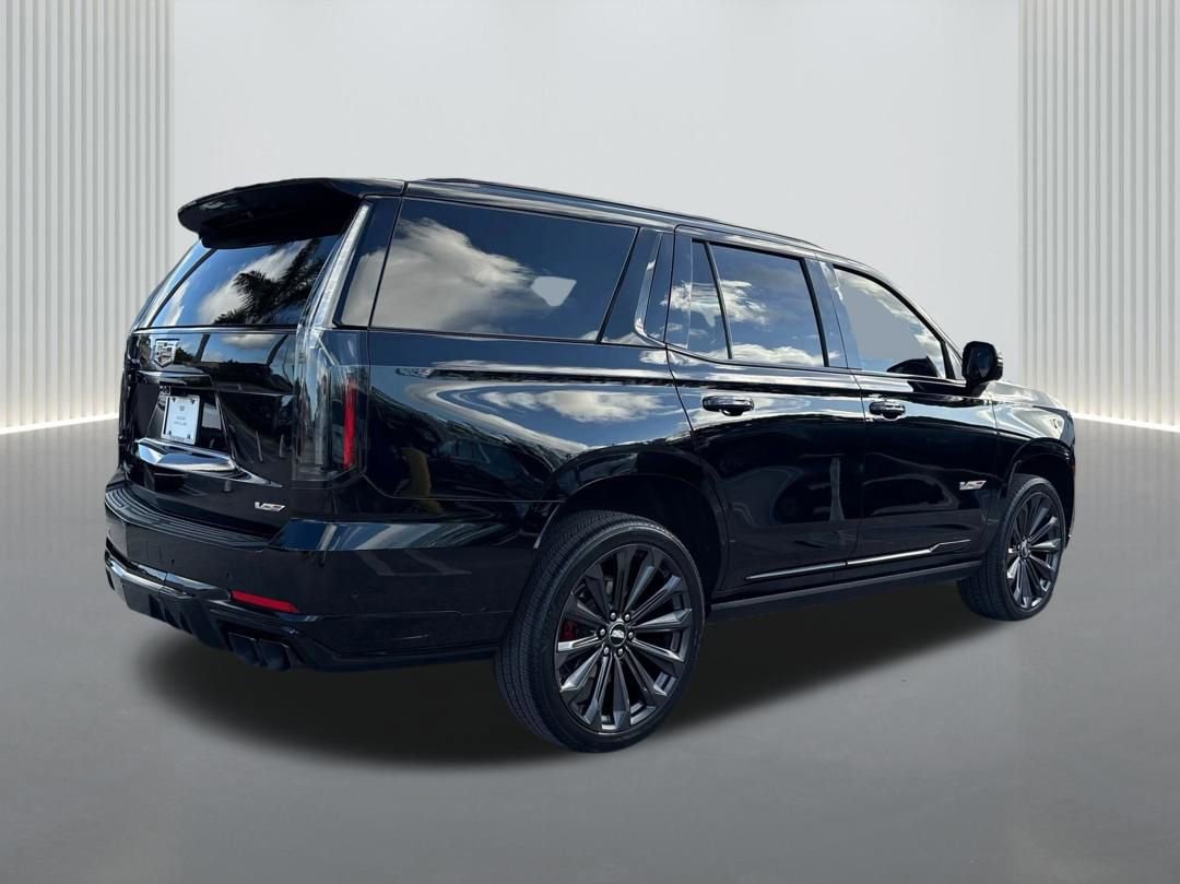 Used 2025 Cadillac Escalade V image 5