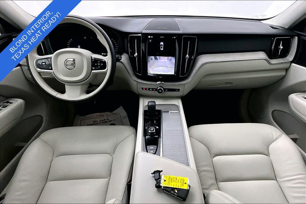 Certified 2023 Volvo XC60 B5 Plus w/ Climate Package image 21