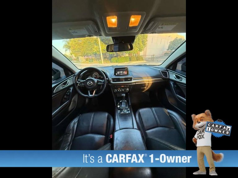 Used 2017 MAZDA MAZDA3 Touring FWD image 28