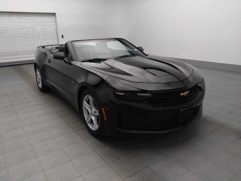 Used 2020 Chevrolet Camaro LT RWD image 13