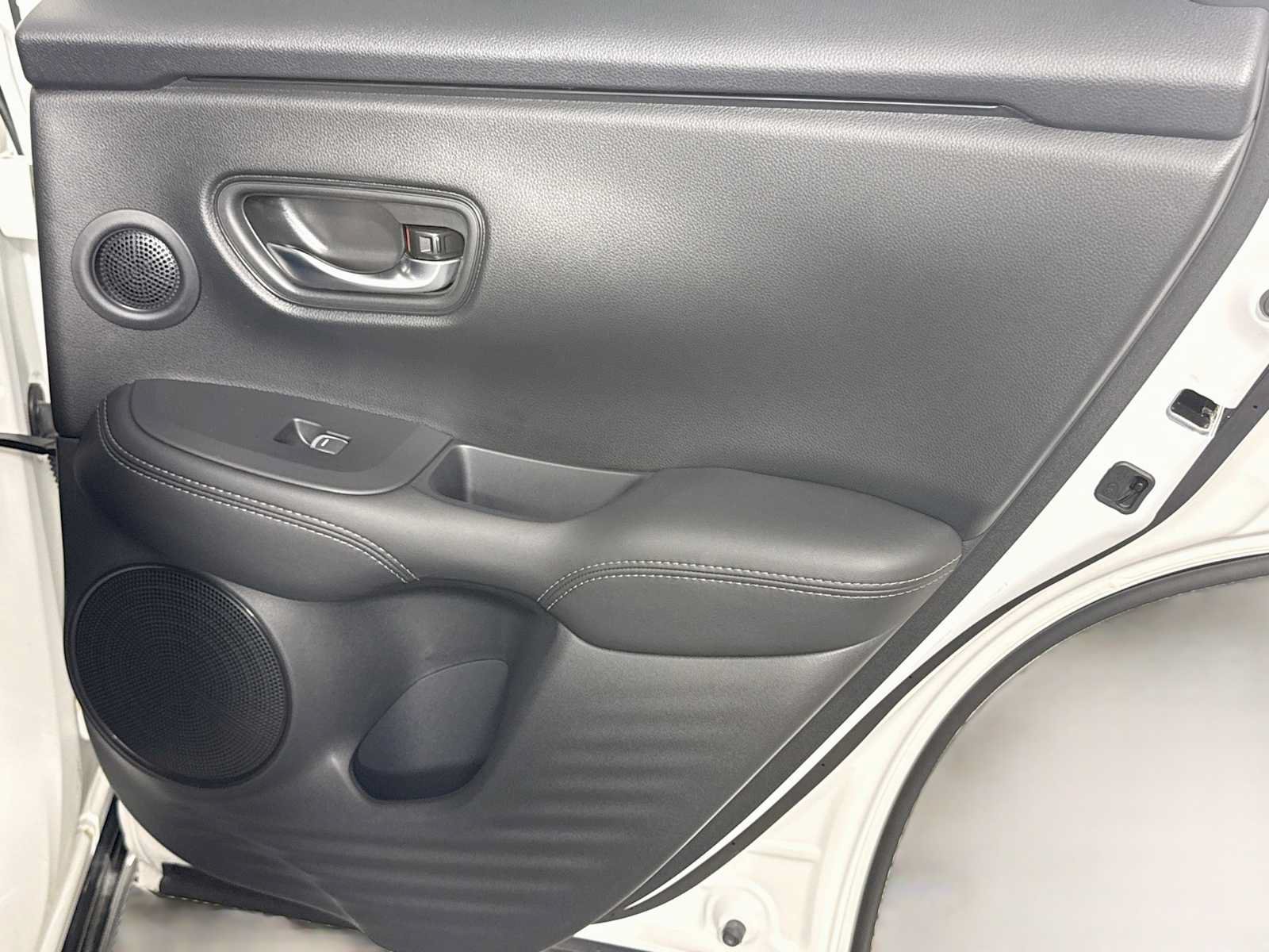 Certified 2026 Honda HR-V EX-L image 28