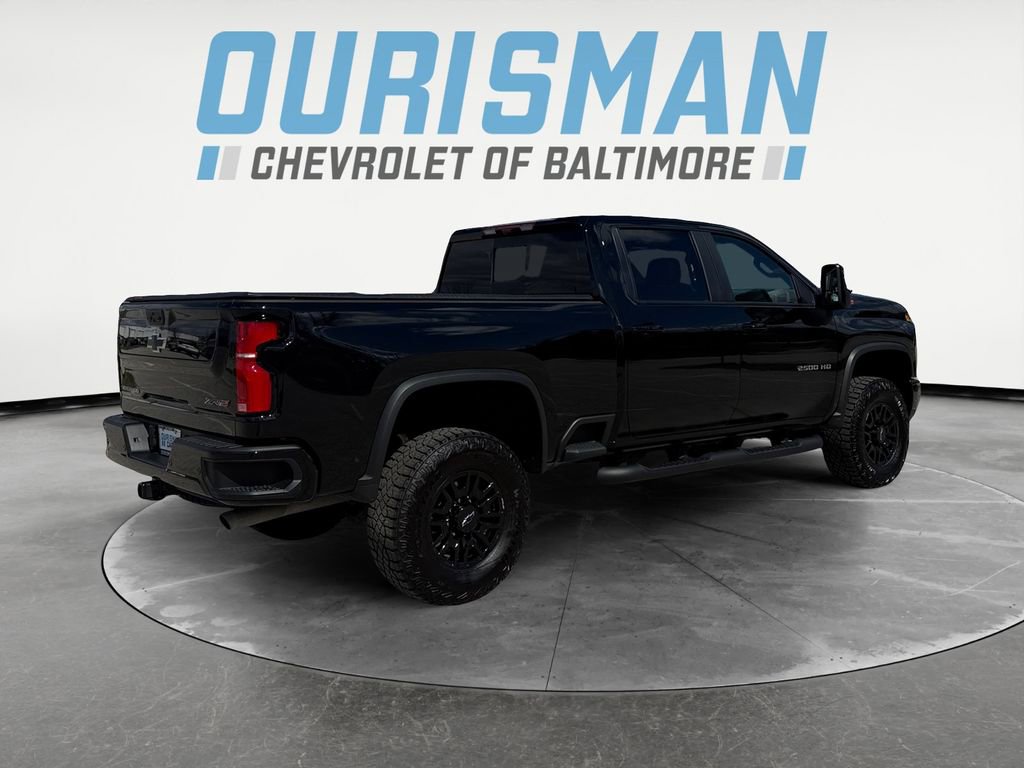 Used 2025 Chevrolet Silverado 2500 ZR2 w/ Technology Package image 6