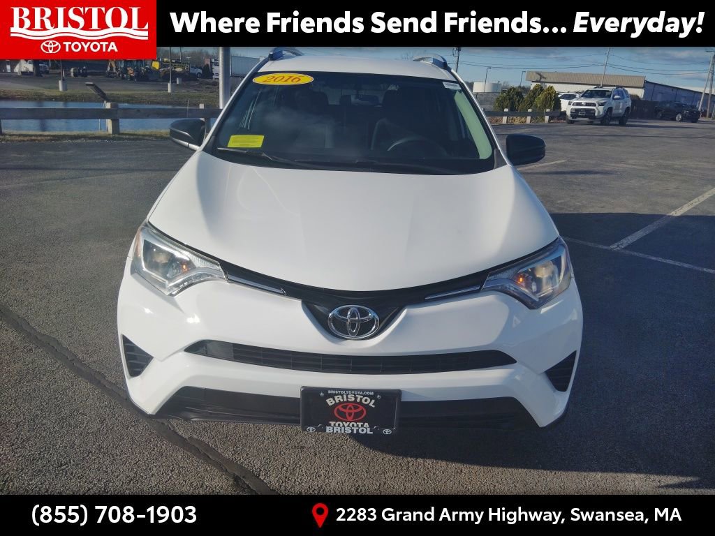 Used 2016 Toyota RAV4 LE image 2