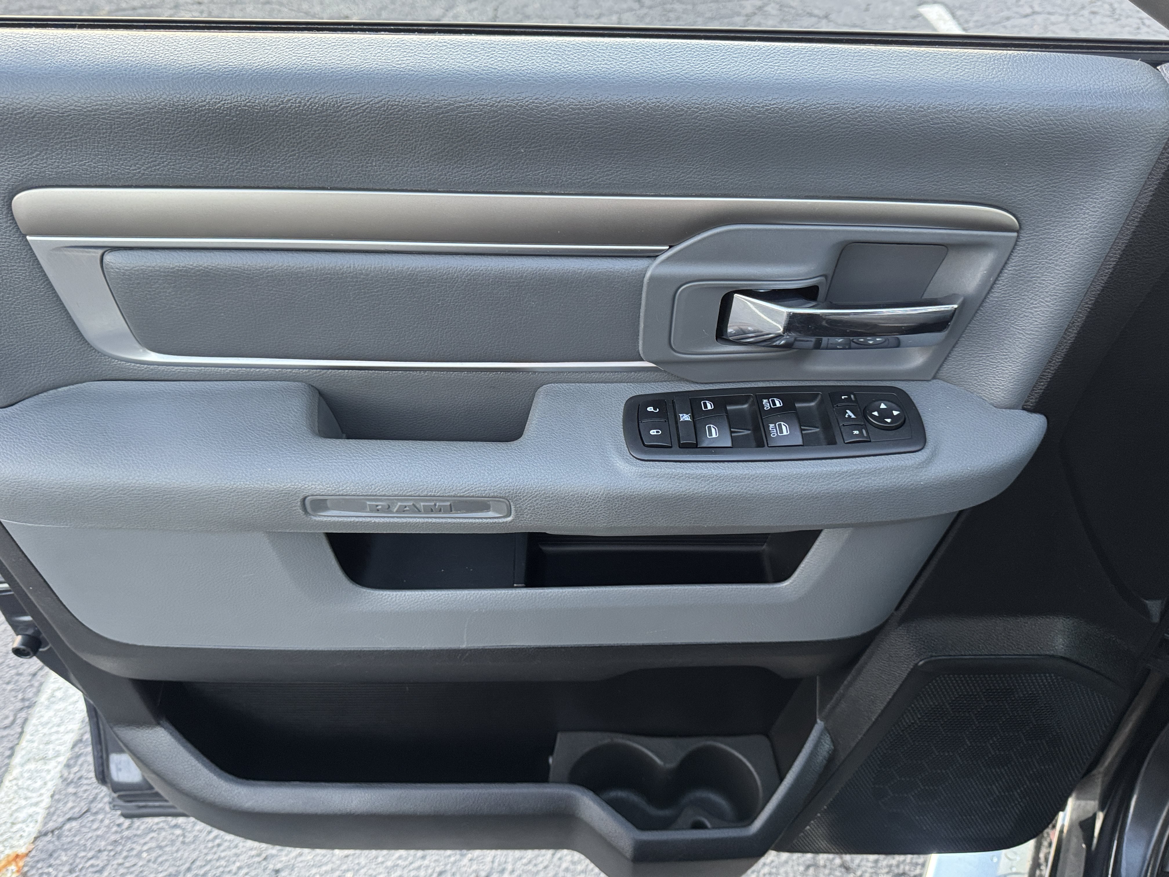 Used 2018 RAM 1500 Big Horn AWD/4WD image 14