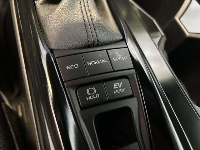 Certified 2025 Toyota Camry SE FWD image 23