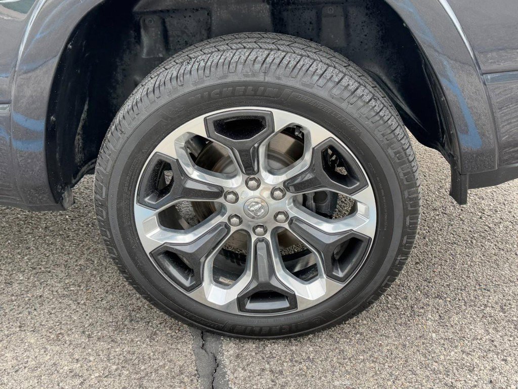 Used 2021 RAM 1500 Limited AWD/4WD image 10