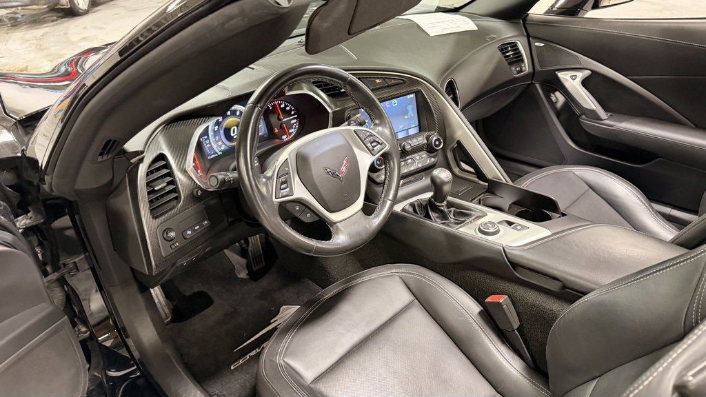 Used 2015 Chevrolet Corvette Stingray Z51 w/ 2LT Preferred Equipment Group image 10