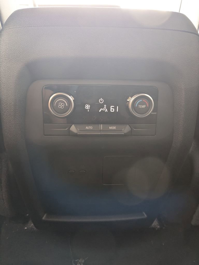 New 2025 Buick Enclave Preferred image 11