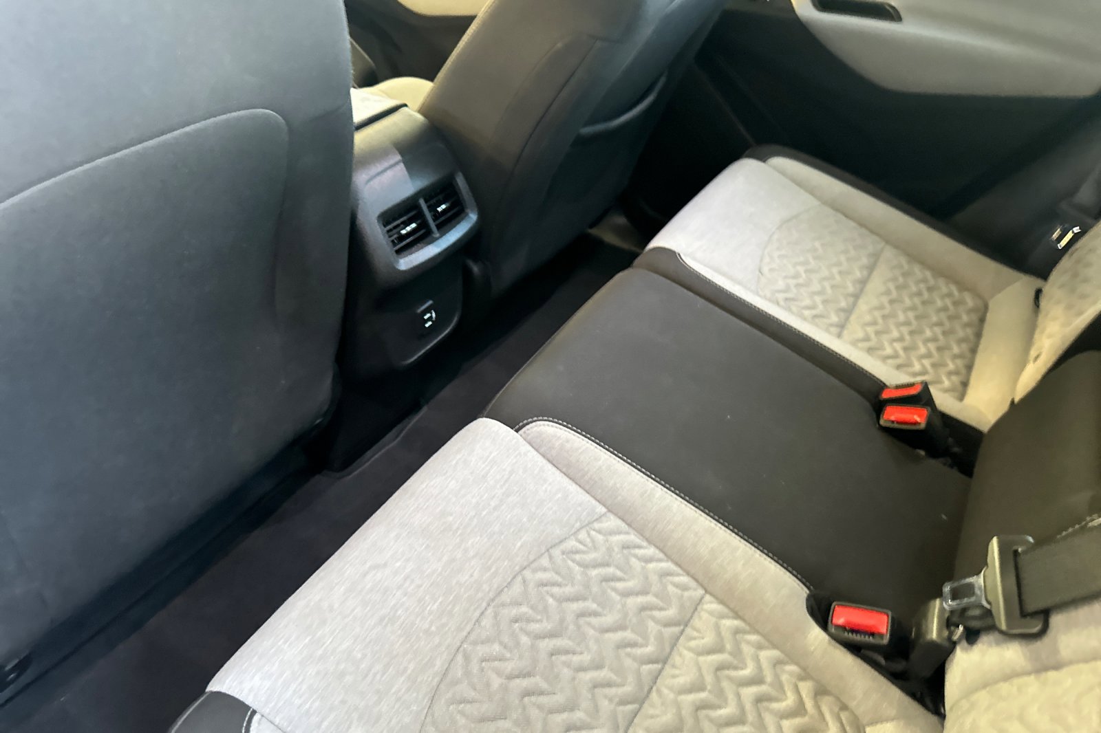 Used 2023 Chevrolet Equinox LT image 13