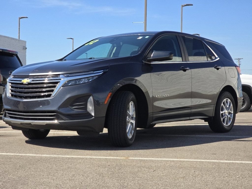 Used 2022 Chevrolet Equinox LT AWD/4WD image 13