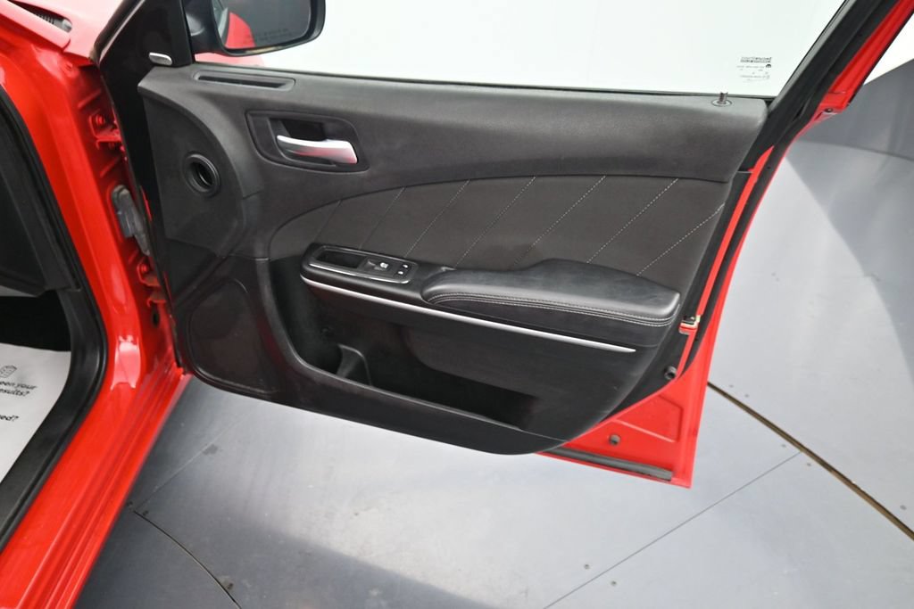Used 2023 Dodge Charger SXT RWD image 12
