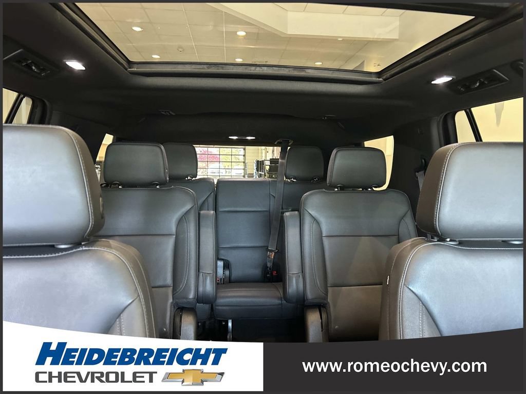 Certified 2023 Chevrolet Tahoe Z71 w/ Luxury Package AWD/4WD image 38