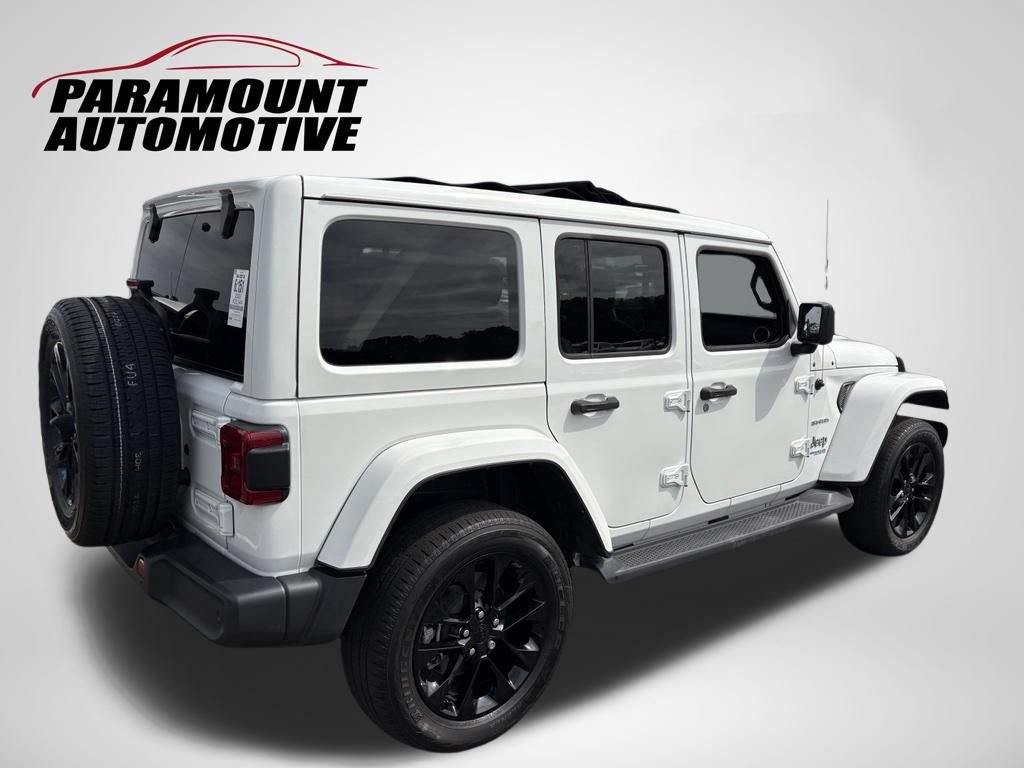 Used 2022 Jeep Wrangler Unlimited Sahara w/ Cold Weather Group AWD/4WD image 4