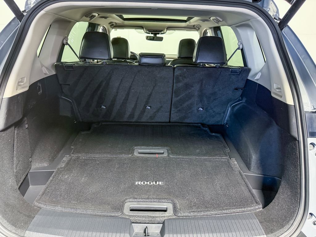 Certified 2022 Nissan Rogue SL w/ SL Premium Package image 44