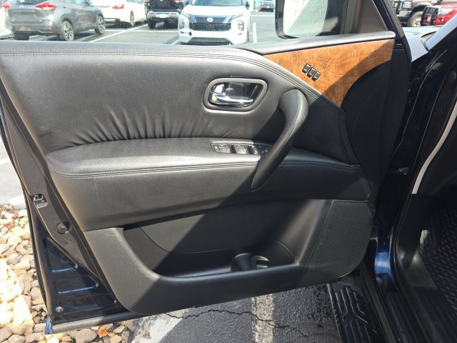 Used 2023 Nissan Armada SL w/ Captain's Chairs Package AWD/4WD image 18