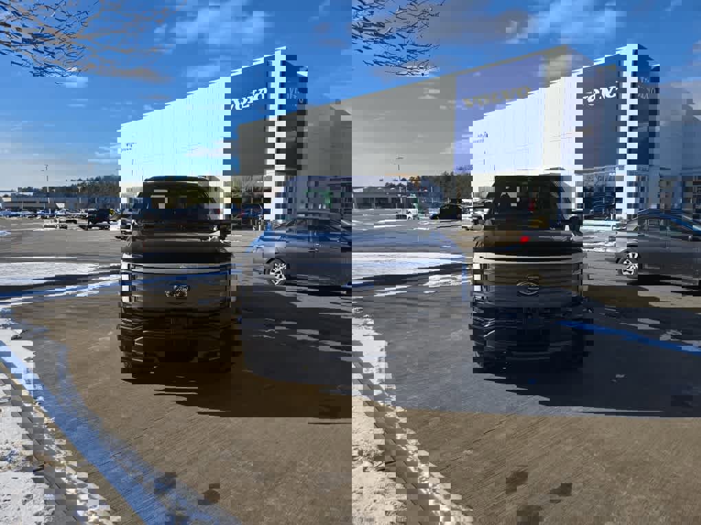 Used 2022 Ford F150 Lightning Lariat w/ Equipment Group 511A High image 3