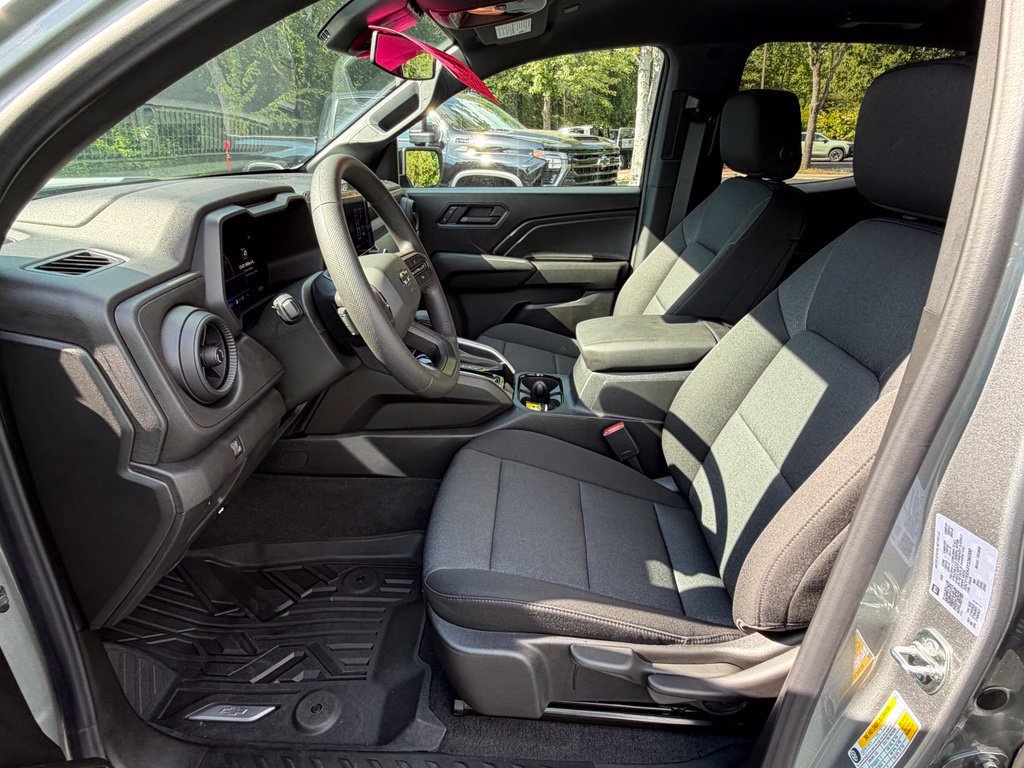 Used 2026 Chevrolet Colorado Trail Boss w/ LPO, Skid Plate Package AWD/4WD image 28