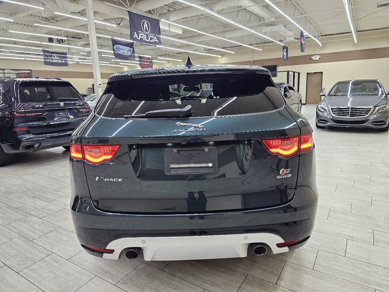 Used 2017 Jaguar F-PACE S AWD/4WD image 7