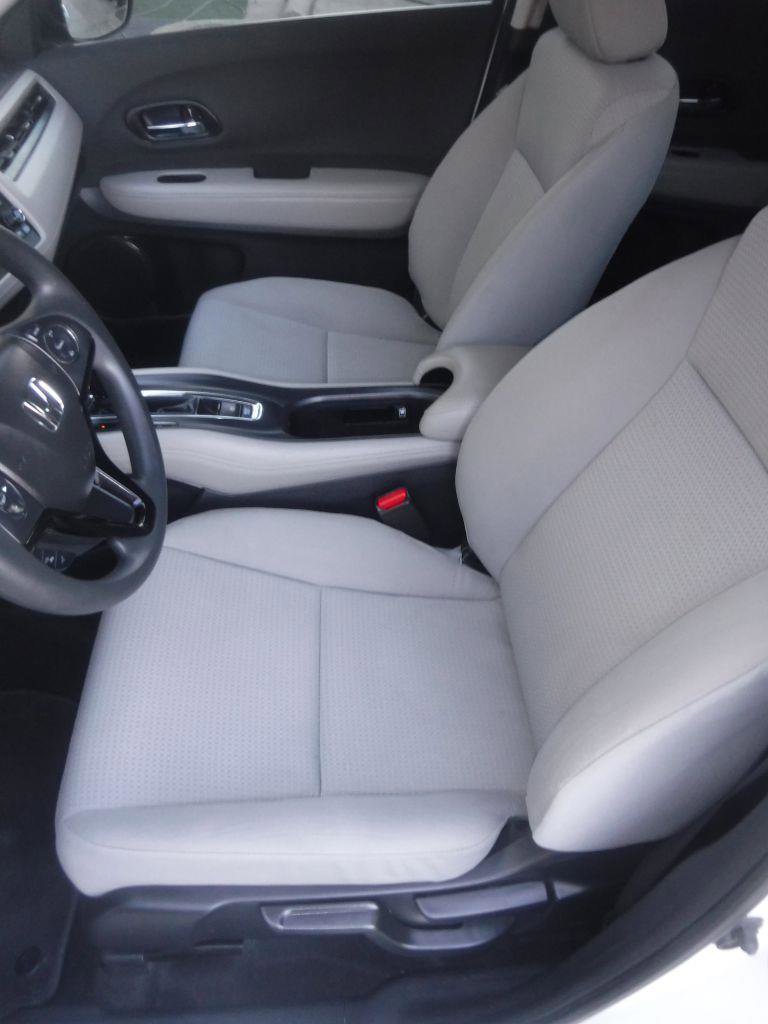 Used 2021 Honda HR-V LX image 23