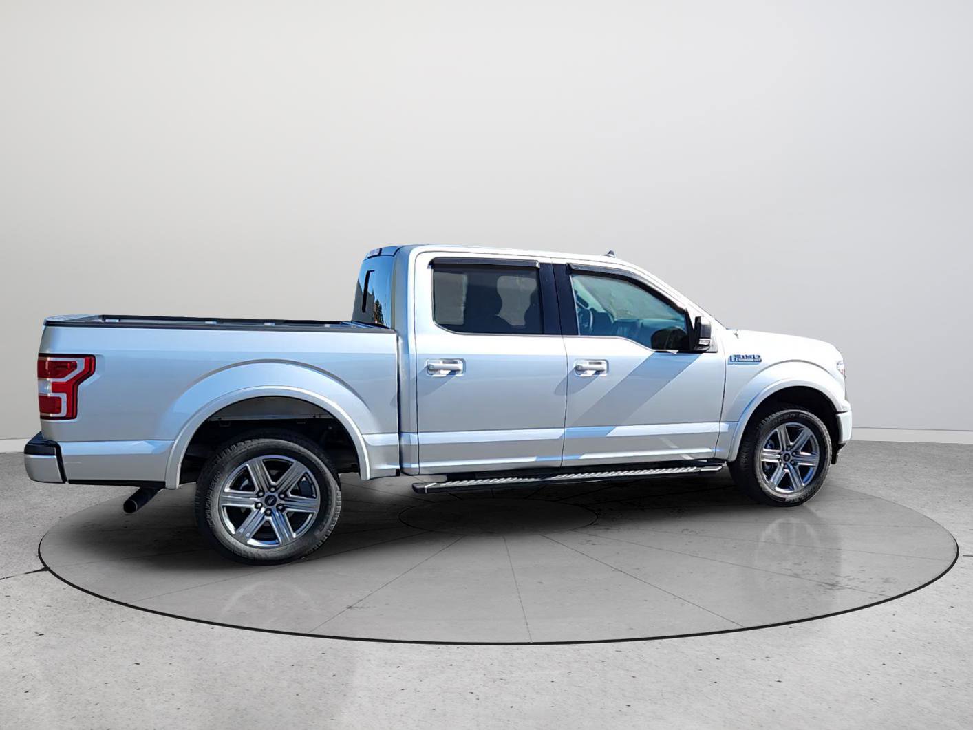 Used 2019 Ford F150 XLT w/ Equipment Group 302A Luxury image 10