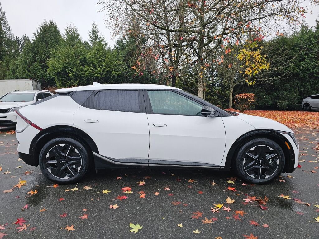 New 2025 Kia EV6 Wind AWD/4WD image 4