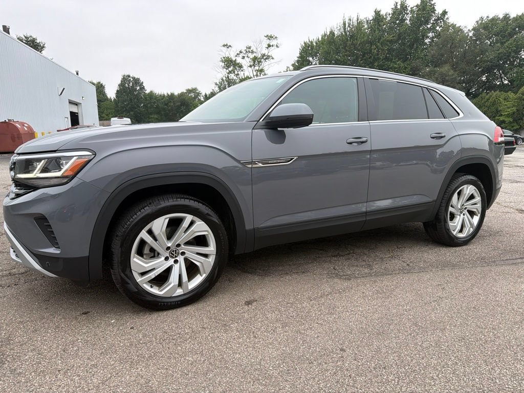 Used 2021 Volkswagen Atlas Cross Sport SEL AWD/4WD image 4