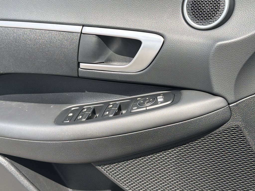 Used 2023 Hyundai Sonata SE FWD image 20