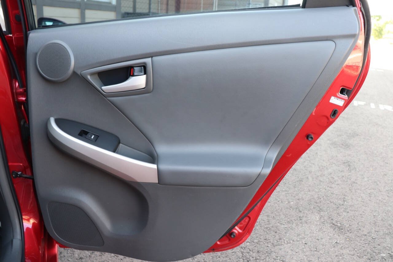 Used 2010 Toyota Prius Four w/ Navigation Pkg FWD image 26