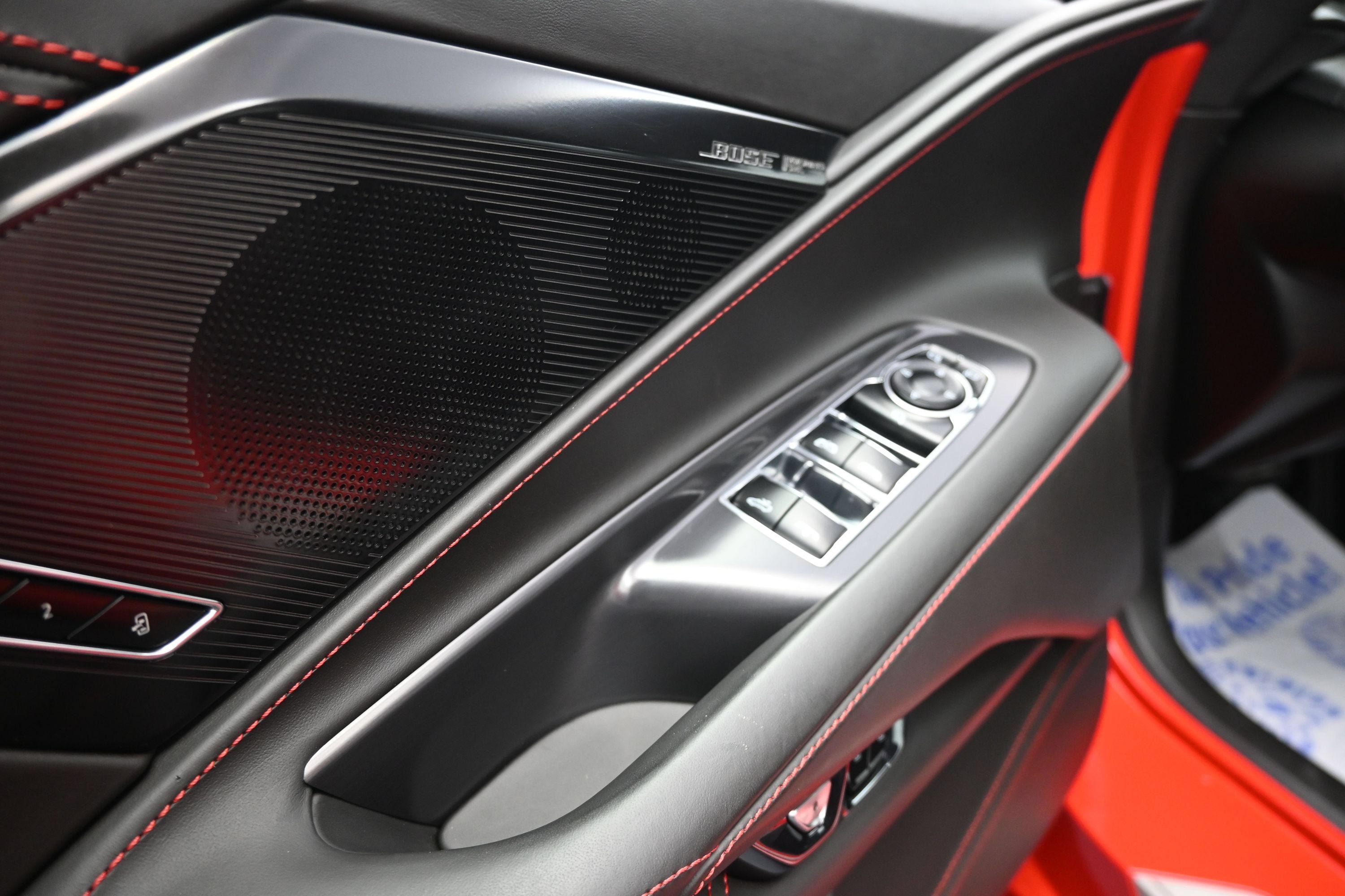 Used 2024 Chevrolet Corvette Stingray Premium Conv w/ Z51 Performance Package RWD image 10
