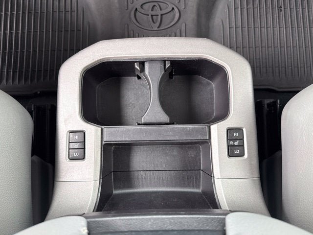 Used 2019 Toyota Sequoia Platinum AWD/4WD image 21
